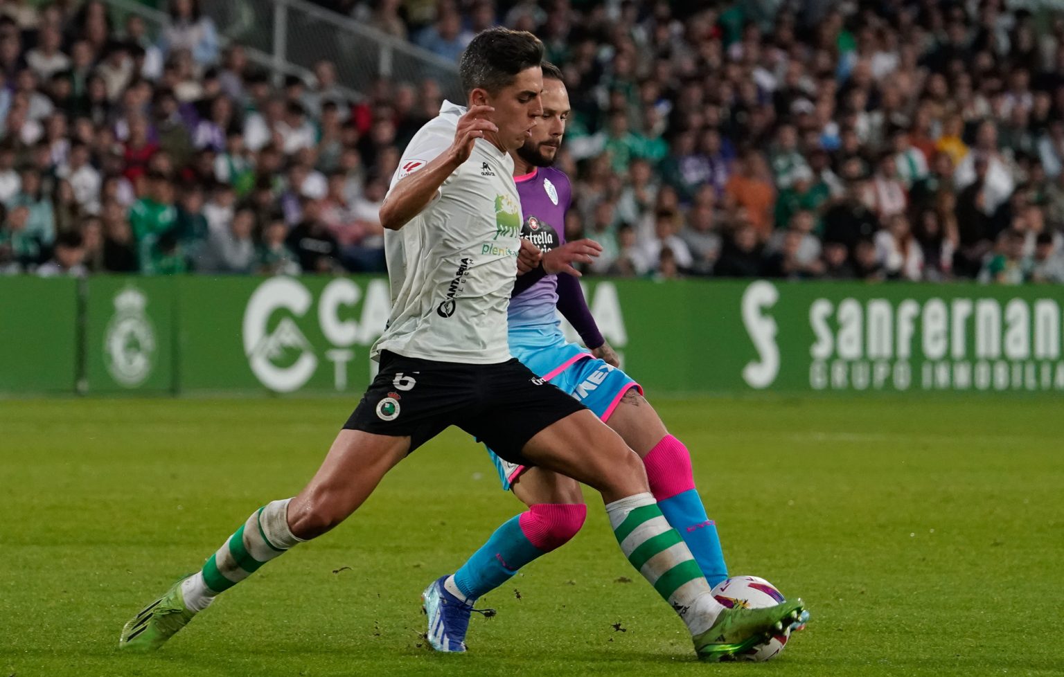 El fútbol es cruel con el Racing (2-3) | Real Racing Club