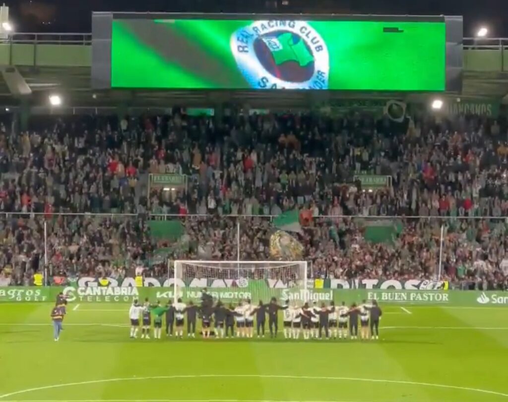 Racing 2 - Villarreal B 0 | Un firme Racing hunde al mini submarino