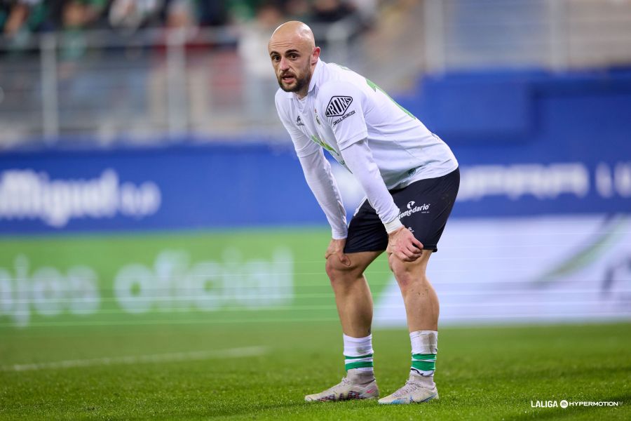 CRÓNICA | EIBAR 2-0 RACING | El Eibar deja en evidencia los problemas defensivos del Racing Difícil partido para Ekain. Fuente: LaLiga