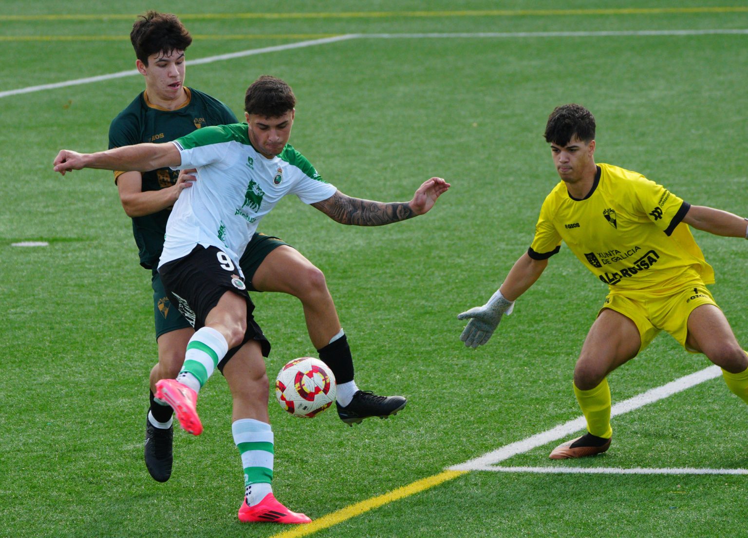 El Juvenil DH suma tres puntos ante el Bansander y alcanza la veintena (4-1)