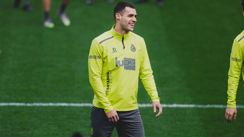 “Somos un equipo muy unido, estamos líderes de nuevo y vamos a Castellón a ganar”