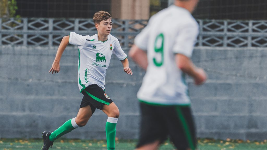 El Juvenil LN empató ante el CD Bezana (2-2)