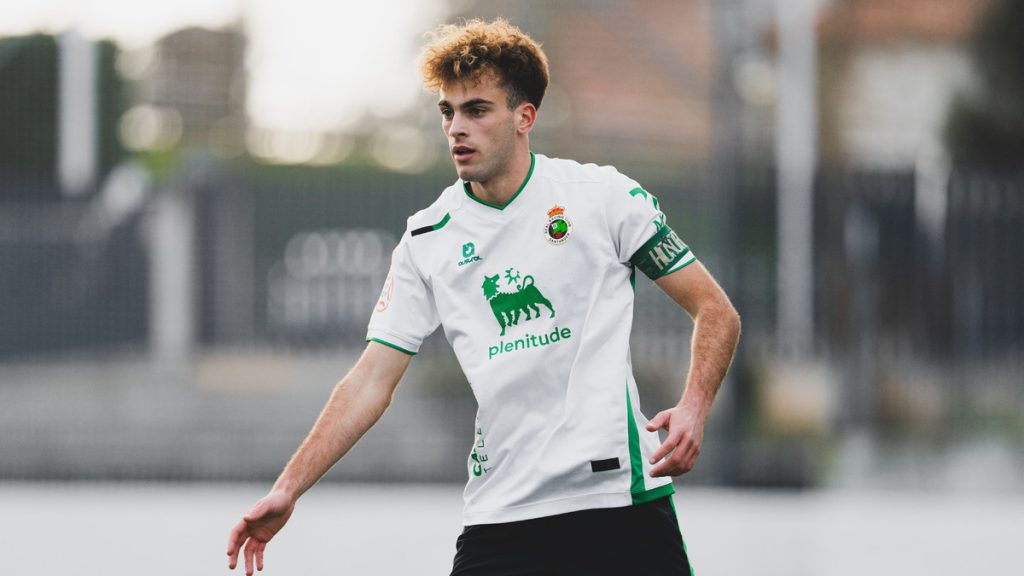 El Juvenil DH se impuso con solvencia al Pontevedra (3-0)