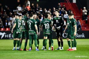 El Racing, aunque merece más, suma un punto en Ceuta (0-0)