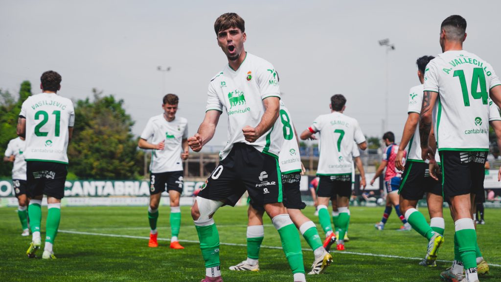 El Rayo Cantabria se despide de Astillero con una gran victoria ante el Real Ávila (4-1)