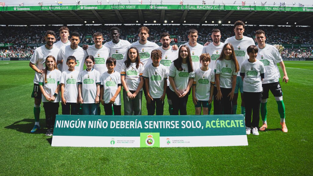 ‘Niños abandonados’: la megafonía del estadio del Racing dejó de buscar a un niño para buscar a los adultos que le faltan
