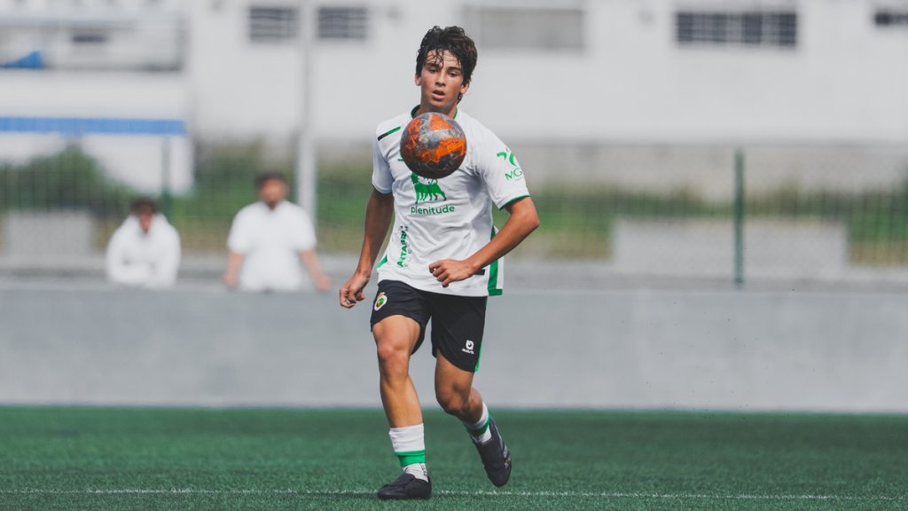 El Juvenil LN se llevó los tres puntos en casa del Atlético Mineros (0-7) El Juvenil LN se llevó los tres puntos en casa del Atlético Mineros (0-7)