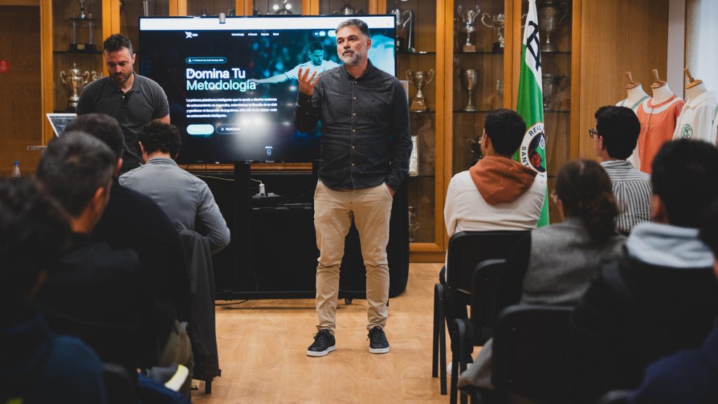 El Real Racing Club participa en los Cursos de Verano 2026 de la Universidad de Cantabria El Real Racing Club participa en los Cursos de Verano 2026 de la Universidad de Cantabria
