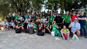 Más de 80 personas participan en Astillero en una jornada de voluntariado ambiental impulsada por la Fundación Real Racing Club