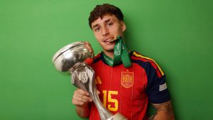 El racinguista Salinas, campeón de Europa con la Selección Española Sub-19