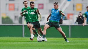 El Racing completa en el Santi Gutiérrez Calle su segundo entrenamiento semanal El Racing completa en el Santi Gutiérrez Calle su segundo entrenamiento semanal