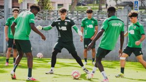 El Rayo Cantabria pone rumbo a Vigo para medirse al Coruxo FC en el viaje más largo del curso El Rayo Cantabria pone rumbo a Vigo para medirse al Coruxo FC en el viaje más largo del curso