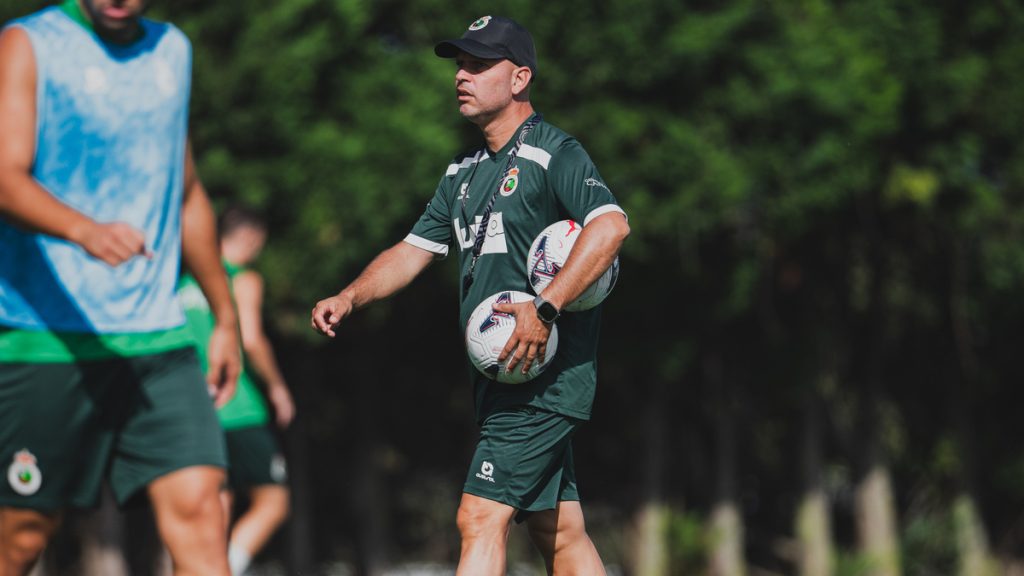 “Tenemos que ser nosotros con nuestro estilo y nuestra identidad"